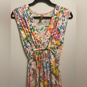 Rachel Pally Long Sleeveless V Neck Floral Dress. Size: Medium
